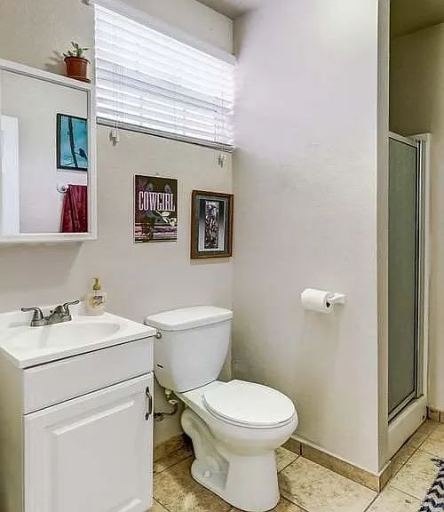 9018 Baseline Rd — Photo 22
