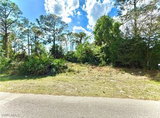 5245/5247 26th St SW, Lehigh Acres, FL 33973