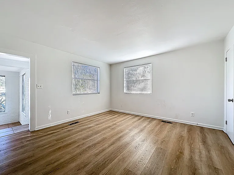 5330 Quan Dr — Photo 18
