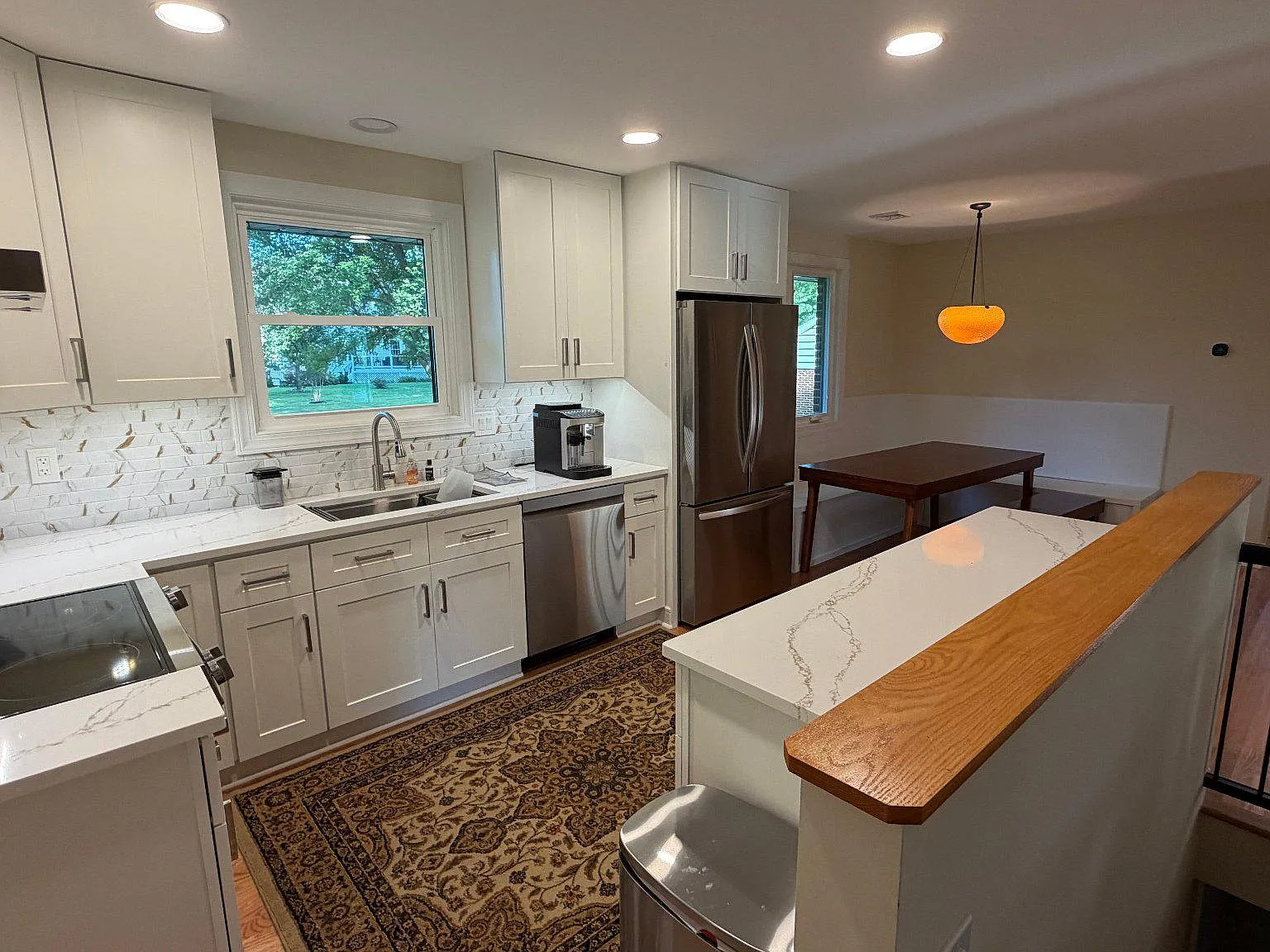4 bed, 3.0 bath, 2695 sqft, $4,000 — Photo 4