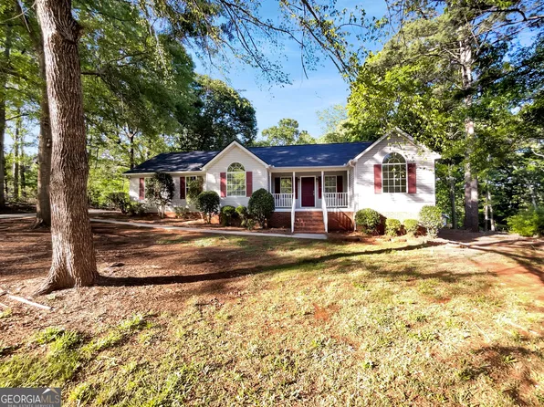 5015 Farmbrook Ln, Gainesville, GA 30507