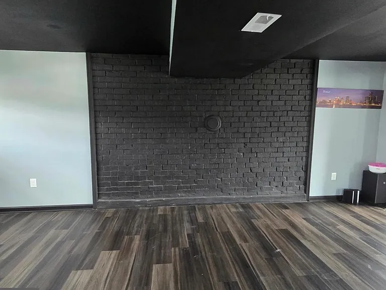 7513 Saffron Ct — Photo 37