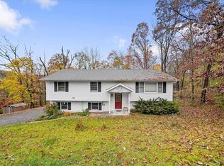 95 Alexander Rd, Monroe, NY 10950