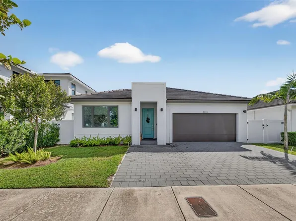 23351 SW 106th Pl, Homestead, FL 33032