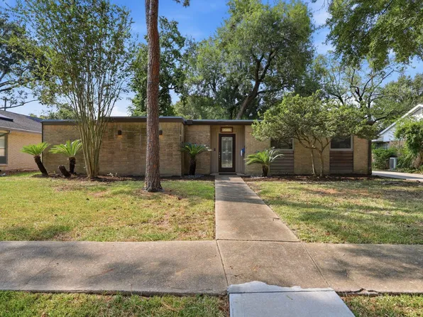 5515 Braesvalley Dr, Houston, TX 77096