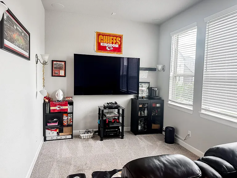 3904 Centre Plains Way — Photo 26