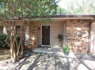2614 Creekview Dr, Arlington, TX 76016