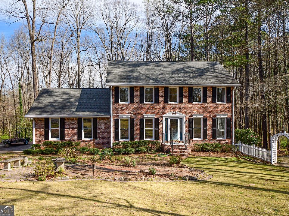 1st image of 115 Oak Leaf Ct