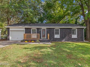 200 Noble Ln, Jacksonville, NC 28546