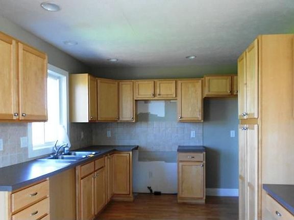 4th image of 11683 Spruceview Dr