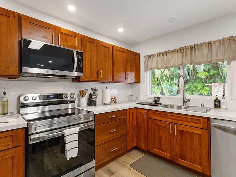 930 Maunawili Cir — Photo 12