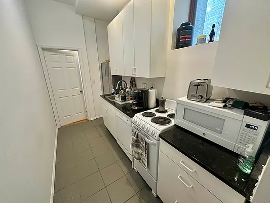 Rented by J PRESTON AND ASSOCIATES INC | media 3