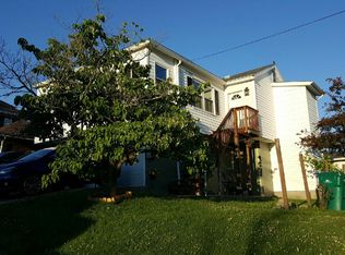 2226 1/2 Hamill Ave, Clarksburg, WV 26301