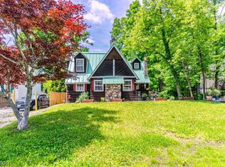 54 Springbrook Trl, Sparta, NJ 07871