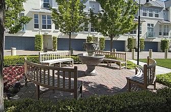 2nd image of 211 Village Ln