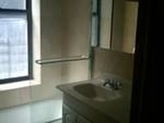 Rented by Singleton Realty | media 31