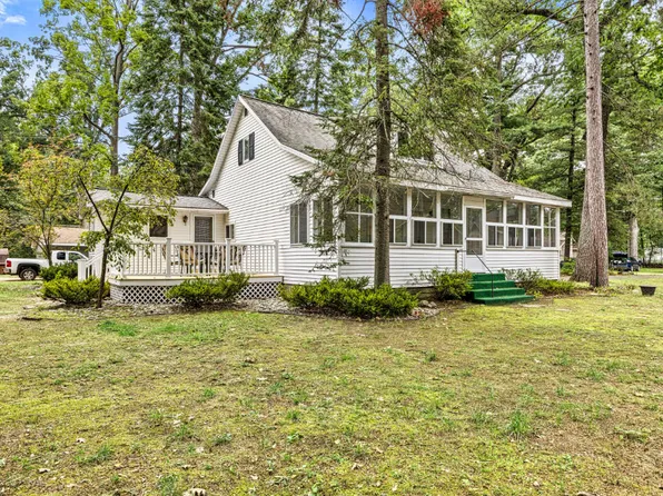 115 Jones Ave, Roscommon, MI 48653