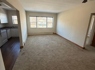 3455 Shoreline Dr APT D, Wayzata, MN 55391