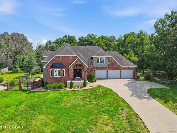 702 W 42nd St, Joplin, MO 64804