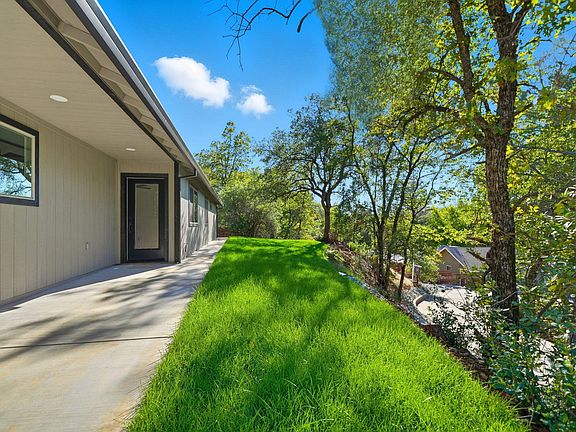 4th image of 735 Shasta Park Dr