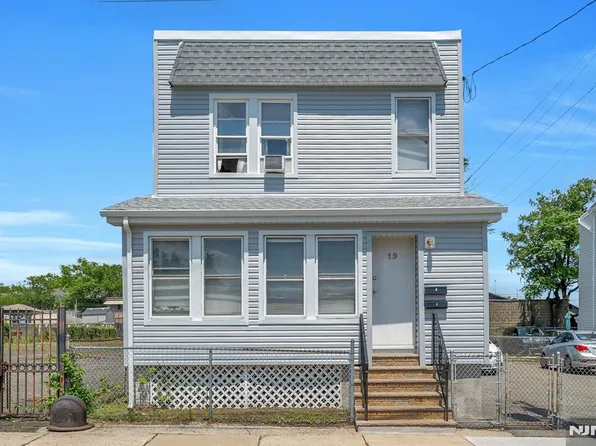 17-19 Ann St, Kearny, NJ 07032