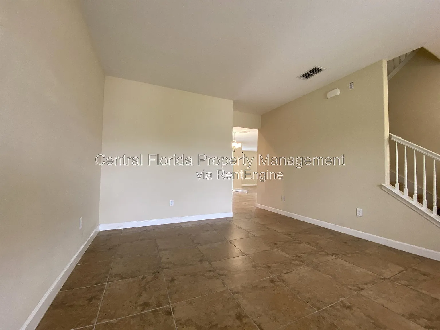5 bed, 4.0 bath, 3542 sqft, $3,599 — Photo 3