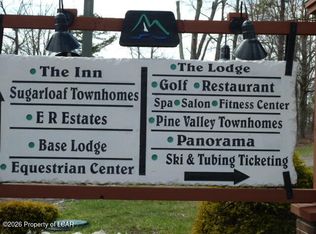 Erii 429 Crooked Stick Ln, Hazleton, PA 18202