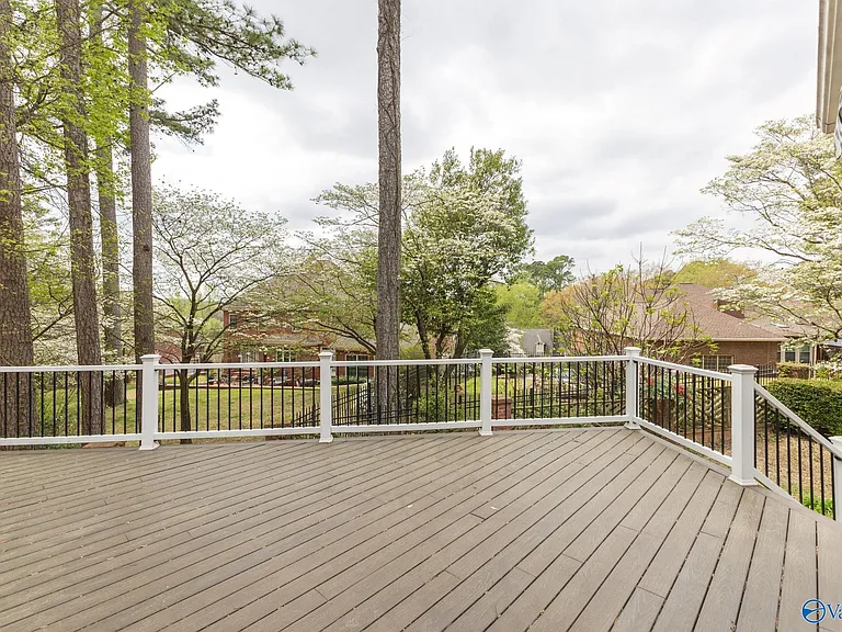 481 Brenda Dr — Photo 38