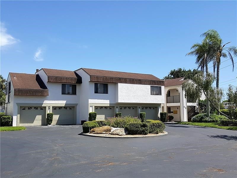 818 Capri Isles Blvd #103