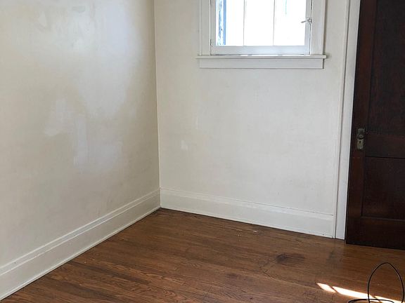 5th image of 494 Norfolk Ave