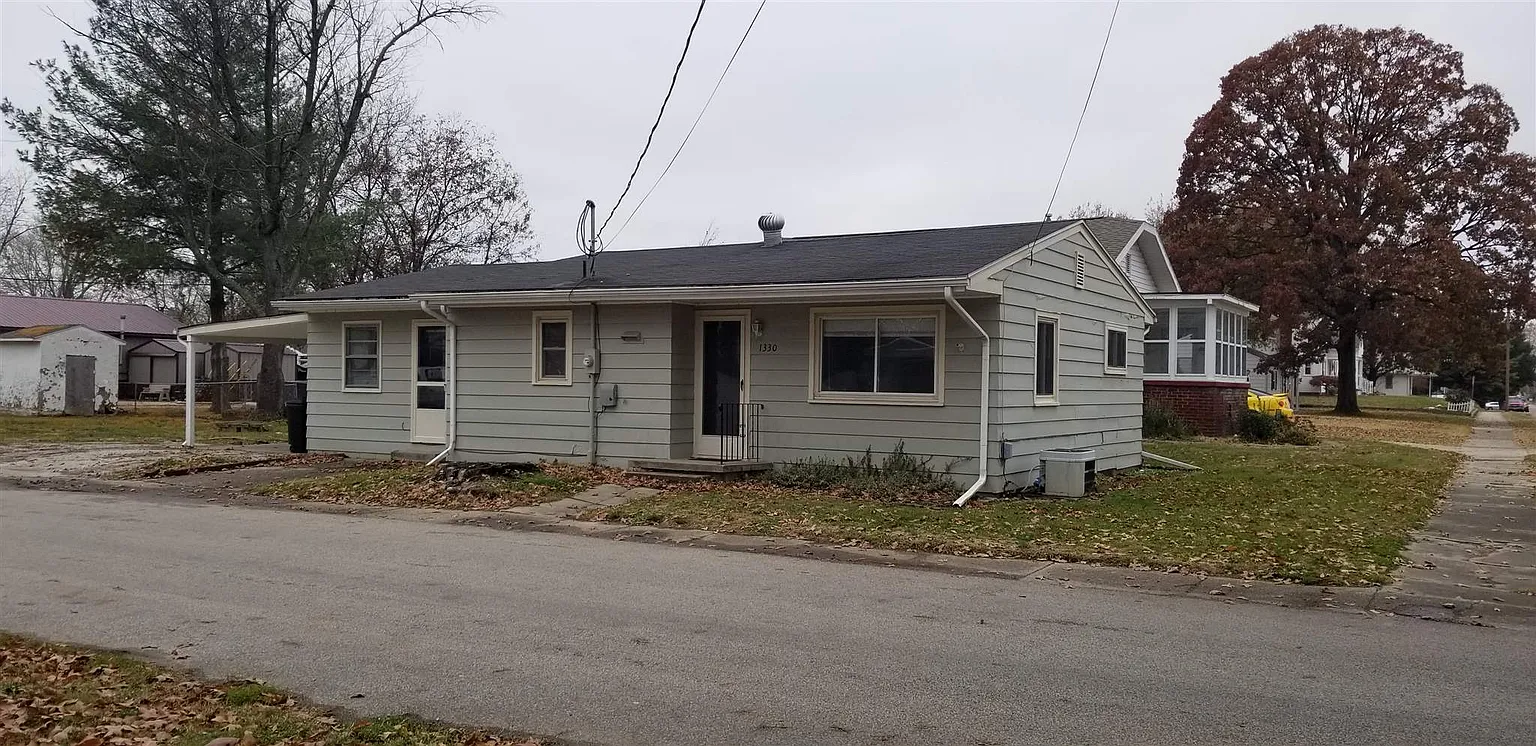 1330 N 16th St photo 1