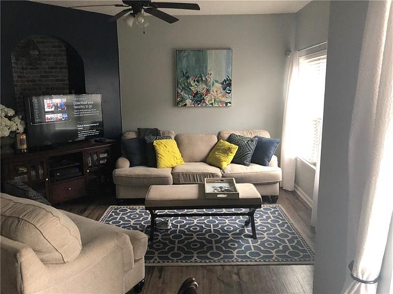 2nd image of 7610 Avalon Blvd