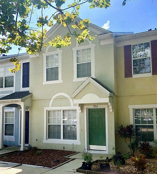 1st image of 902 Vineland Pl #902