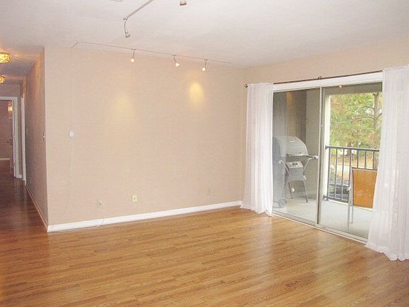 5th image of 601 N Gay St APT E202