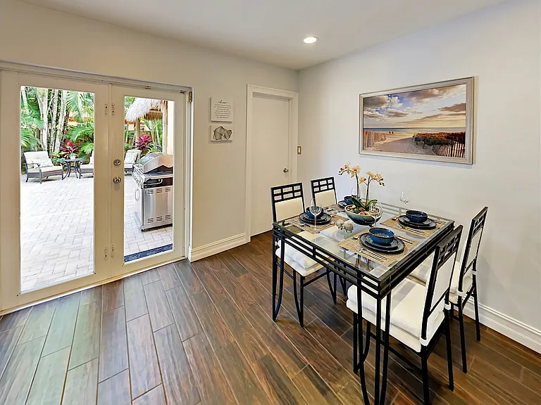 1500 SW 22nd St — Photo 8