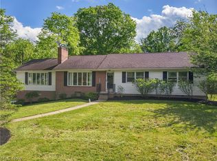 6879 Windsor Rd, Hudson, OH 44236