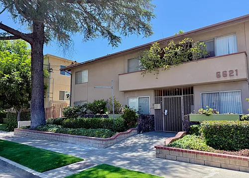 6621 Hazeltine Ave #1 Photo 1 6621 Hazeltine Ave #1 Photo 1