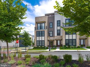 312 W Squire Dr, Newtown Square, PA 19073