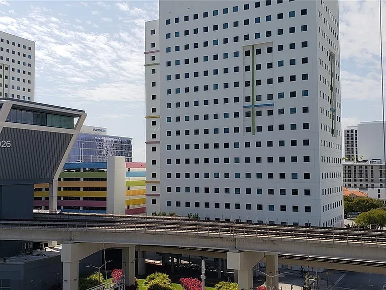 850 N Miami Ave #W-903 — Photo 16