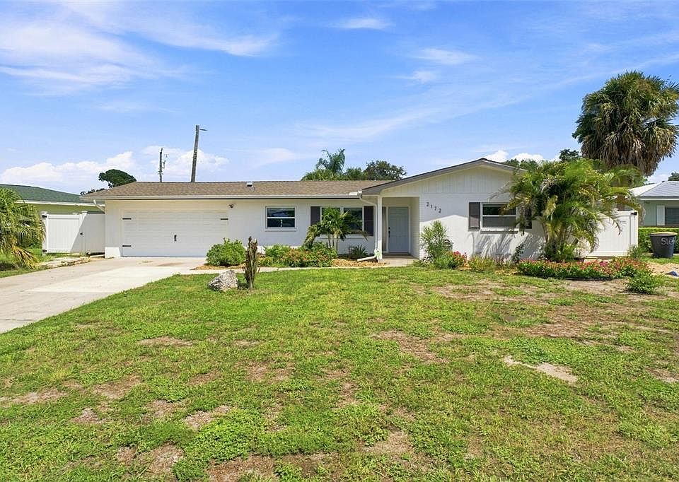 1st image of 2172 UNIVERSITY DRIVE S