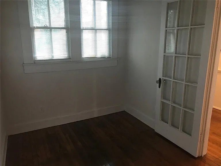 855 Savannah St — Photo 10