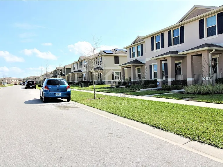 1842 Katz Crossing Dr #1 — Photo 2