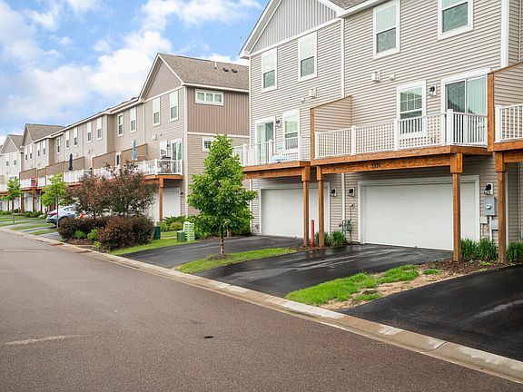 5th image of 7533 Woods Edge Blvd