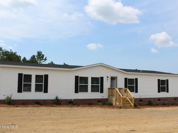 950 Blind Bridge Road, Magnolia, NC 28453
