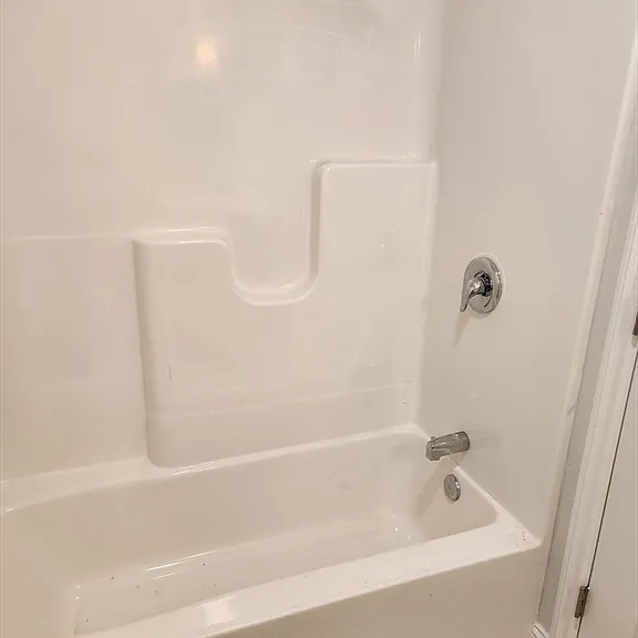 30 Four Seasons Dr #30 — Photo 17