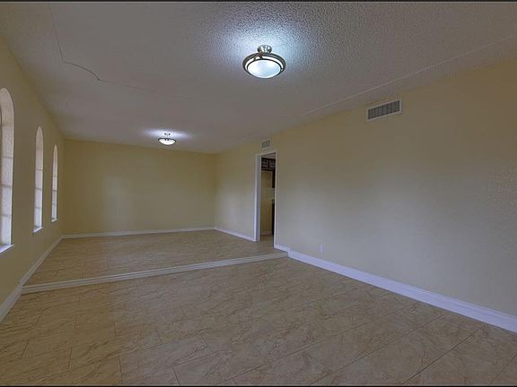 4th image of 1812 Mike Hill Dr