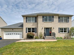 808 Columbus Ave, Raritan, NJ 08869