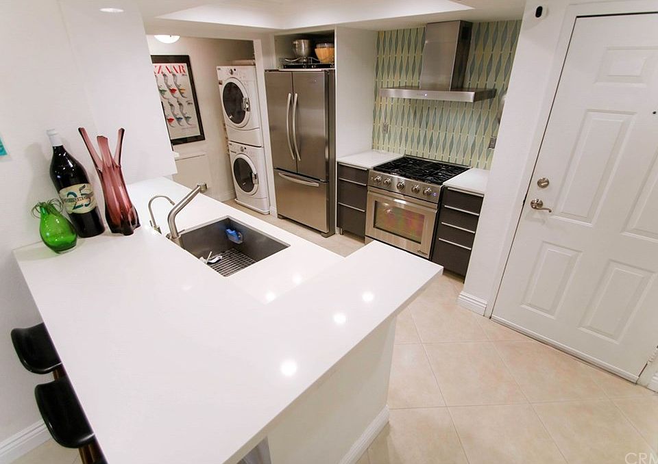 1st image of 35 Linden Ave APT 204
