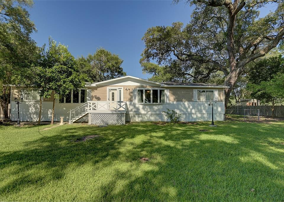 1st image of 2746 Shady Creek Ln
