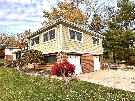3rd image of 11511 Caves Rd